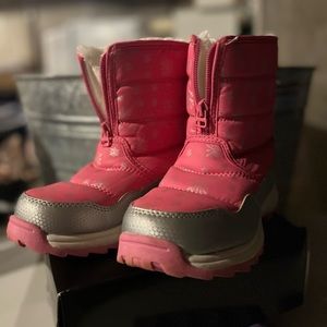 Girl snow boots